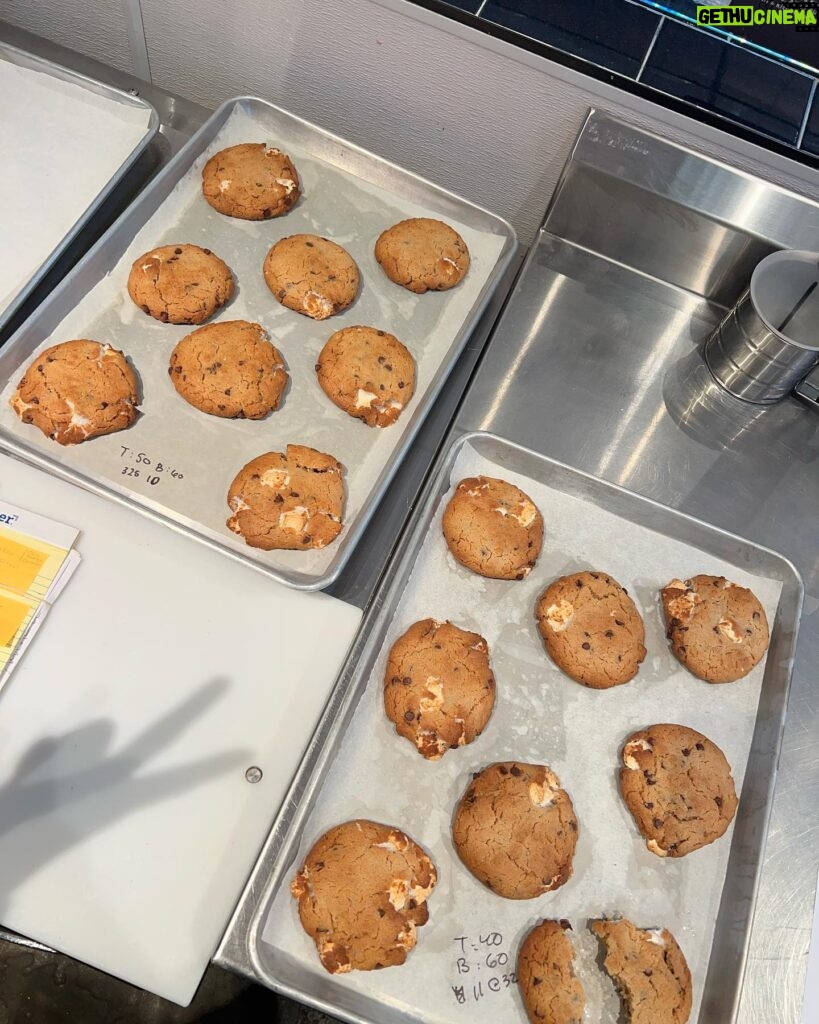 Christina Tosi Instagram - Clocking in for 🍪 duty