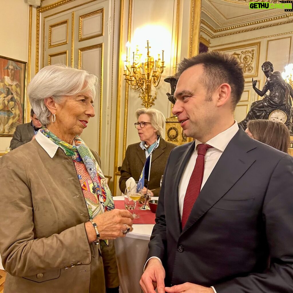 Christine Lagarde Instagram - 🇧🇪🇪🇺 To mark the Belgian Presidency of the Council of the EU, a special €2 commemorative coin has been produced. I was delighted to join Belgium’s Finance Minister Vincent Van Peteghem and other colleagues yesterday evening to mark the launch of the coin. Two million of these coins will shortly enter circulation. Did you know that each country that uses the euro as its official currency may issue two commemorative coins per year?