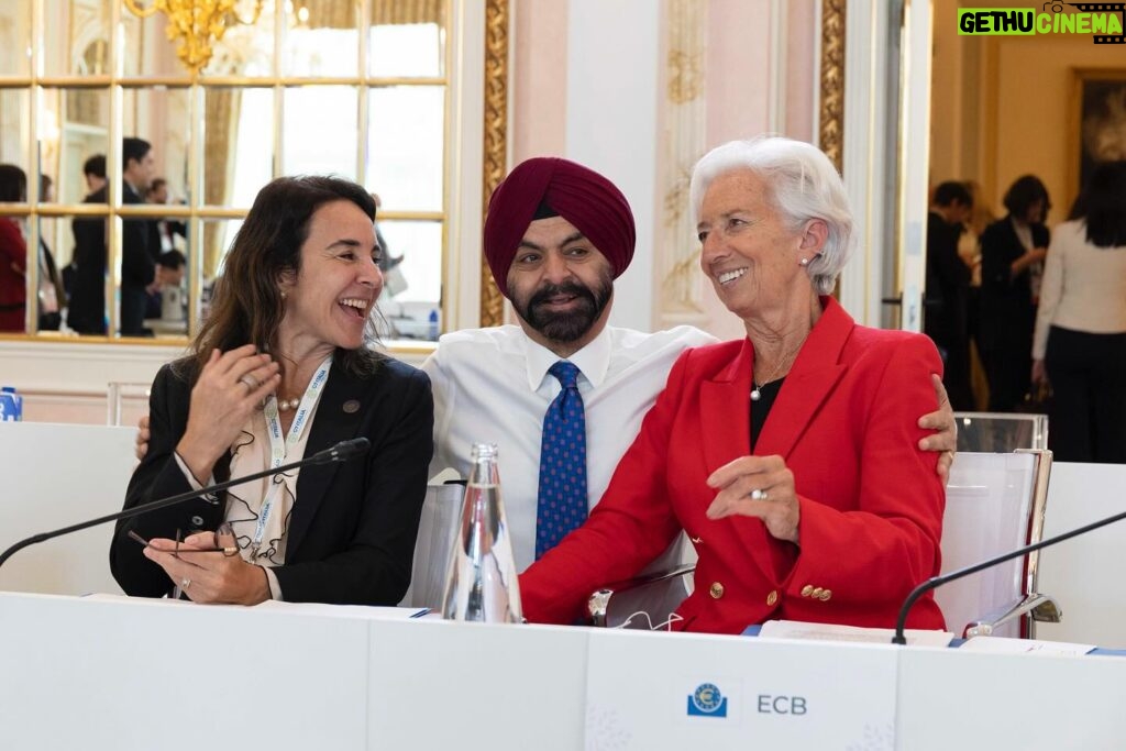 Christine Lagarde Instagram - Productive first day of meetings with the @G7 finance ministers and central bank governors in Stresa, Italy. We discussed the global economic outlook and the @europeancentralbank’s fight against inflation.