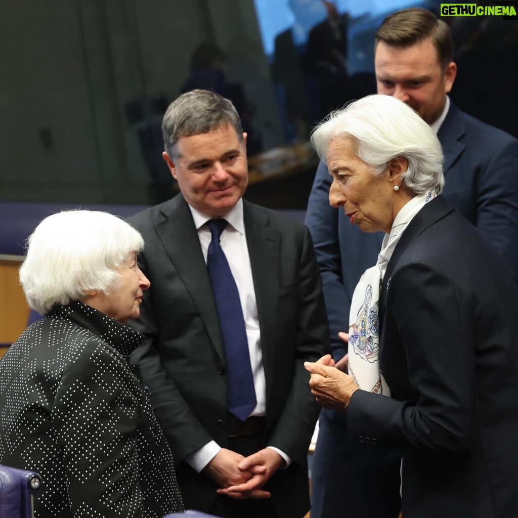 Christine Lagarde Instagram - It was great to be back in Luxembourg for the #Eurogroup. We had discussions on the international economic situation and the future decisions on the digital euro project.