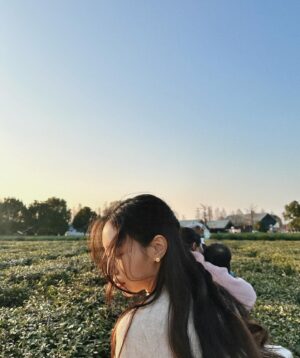Christine Lo Instagram - 秋天再去一次吧