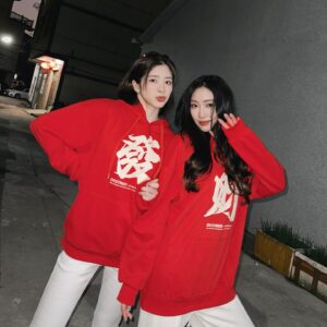 Christine Lo Instagram - 恭喜發財 好運龍來 🧧🐲👭
