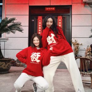 Christine Lo Instagram - 恭喜發財 好運龍來 🧧🐲👭