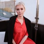 Chulpan Khamatova Instagram - Господин президент, Мы выступаем против военных действий, которые наша страна осуществляет на территории Украины. Вся наша работа – это борьба за достоинство человека, спасение жизней. Война несовместима ни с жизнью, ни с достоинством, ни с базовыми принципами человечности. Война – это гуманитарная катастрофа, которая множит боль и страдания. Её последствия сводят на нет наши многолетние усилия. Мы считаем бесчеловечными силовые методы решения политических конфликтов и призываем вас к прекращению огня и началу переговоров. Бермант Екатерина, директор Благотворительного фонда «Детские сердца» Наталья Луговая, Генеральный директор Благотворительного фонда «Живи сейчас» Елена Мартьянова, директор Фонда помощи хосписам «Вера» Григорий Свердлин, руководитель благотворительной организации «Ночлежка» ​​Александр Семин, член Управляющего совета Фонда помощи хосписам «Вера» Константин Седов, учредитель и руководитель АНО «Больничные клоуны» Авдотья Смирнова, президент фонда «Выход» Татьяна Тульчинская, директор благотворительного фонда «Здесь и сейчас» Иван Рожанский, директор фонда «Жизненный путь» Нюта Федермессер, учредитель и член Управляющего совета Фонда помощи хосписам «Вера» Чулпан Хаматова, учредитель фонда «Подари жизнь» Екатерина Шергова, директор фонда «Подари жизнь» Александра Щеткина, директор Фонда помощи людям с деменцией и их семьям «Альцрус» Дмитрий Ямпольский, председатель Управляющего совета Фонда помощи хосписам «Вера» Ксения Раппопорт, попечитель Фонда «Дети-Бабочки» Лида Мониава, учредитель Фонда «Дом с маяком» Мария Островская, президент Санкт-Петербургской благотворительной организации «Перспективы» Алексей Сиднев, председатель правления НП «Мир старшего поколения» Анна Битова, председатель правления РБОО «Центр лечебной педагогики»