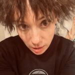 Chulpan Khamatova Instagram - UPD: Друзья,спасибо! Все билеты проданы! До встречи! Мы с моими прекрасными, талантливыми друзьями – музыкантами @veronikakozhukharova и @boldachev придумали уникальный моноспектакль «Так плыли: голова и лира...» Очень вас жду и надеюсь разделить с вами красоту музыки ( саксофона и арфы ) и слова Марины Цветаевой. 20 февраля. Школа современной пьесы. В рамках «Большого арфового фестиваля». Все средства, собранные на фестиваля пойдут в фонд @podarizhizn