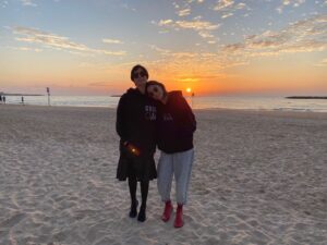 Chulpan Khamatova Instagram - Прекрасный Тель-Авив. После гастролей спектакля «Утровечер» задержались на пару дней погулять.