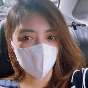 Chung Yoon-hye Instagram - #출근길 🚘