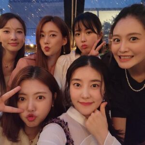 Chung Yoon-hye Instagram - 🌈💖 소중 그 잡채 🥹 #rainbow