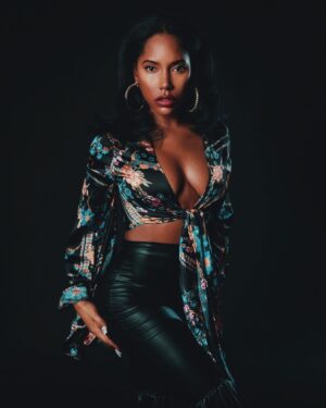 Ciera Angelia Instagram - Groovy, baby 💄💋
💣
💣
💣
📸  @d.a.t.foto