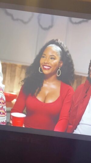 Ciera Angelia Instagram - Shout out to hair & makeup for having me look like a sexy hot Cheeto the whole film 🌶️
✨Movie Link in bio✨