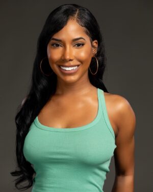 Ciera Angelia Instagram - Thanks @q11photography and @dejuanford for the beautiful headshots 🎥 ✨