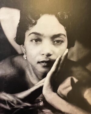 Cindy Blackman Instagram - Happy-Happiest Mother’s Day to my Superbly Incredible Mom! You’re gorgeous inside & out! My hero, I love you mom. Thank you for being so amazing, I’m grateful & honored to be your daughter. You are the epitome of spirituality, class, grace m, elegance & style all in one beautifully sun kissed package 💗💗💗💗💗💗💗💗💗