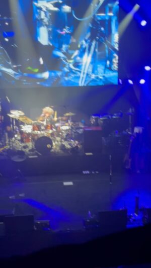 Cindy Blackman Instagram - Solo excerpt w/ @carlossantana @hoblasvegas  thanks for the great night!
Clip #1 by @gis.el.e , Clip #2 by @colltramuta