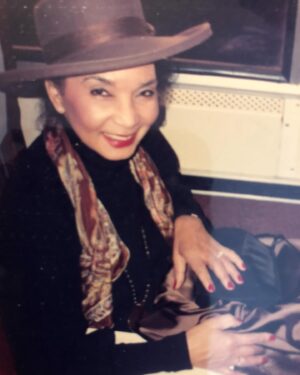 Cindy Blackman Instagram - Happy-Happiest Mother’s Day to my Superbly Incredible Mom! You’re gorgeous inside & out! My hero, I love you mom. Thank you for being so amazing, I’m grateful & honored to be your daughter. You are the epitome of spirituality, class, grace m, elegance & style all in one beautifully sun kissed package 💗💗💗💗💗💗💗💗💗