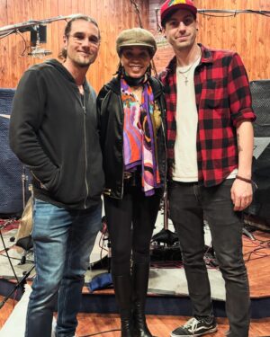 Cindy Blackman Instagram - Recording w/ the awesome @iamorianthi & awesome @rhondasmithbass  Here’s A little post session fun. 1) w/  @realeddiekramer 2) w/  Vinnie & Johnny from  @thetonefactorylasvegas  3) w/ @ajmccmusic  and 4) w/ Marco