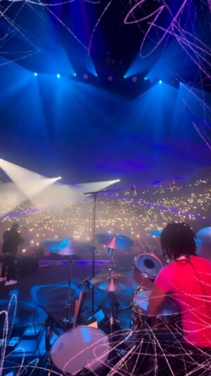 Cindy Blackman Instagram - See you w/ Santana tonight @bristowamphitheater in Bristow, VA! 💎🧡💎🧡💎🧡💎 video: @mikeyledesma