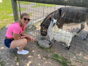 Cindy Busby Instagram - Animals bring me so much peace 🥰🙏✨ 
#farmlife #donkeylove #goatlife #love