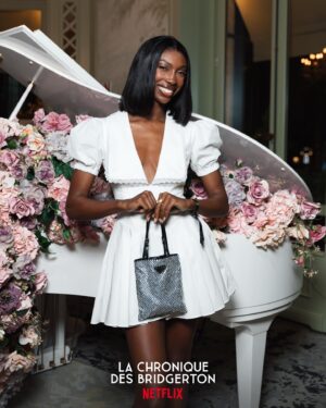 Cindy Miranda Instagram - J’ai eu la chance de participer à l’avant-première @netflixfr de la série @bridgertonnetflix ! 👸🏾
Des histoires d’amour comme on les aime 🤭.
Le premier épisode est juste incroyable et la troisième saison sort demain!! 🤍
Un magnifique after party à @maisonladuree 

- invitation