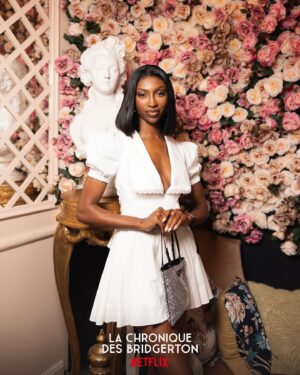 Cindy Miranda Instagram - J’ai eu la chance de participer à l’avant-première @netflixfr de la série @bridgertonnetflix ! 👸🏾
Des histoires d’amour comme on les aime 🤭.
Le premier épisode est juste incroyable et la troisième saison sort demain!! 🤍
Un magnifique after party à @maisonladuree 

- invitation