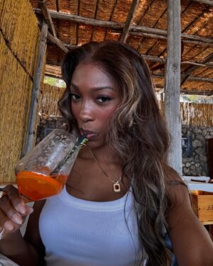 Cindy Miranda Instagram - L’amour à l’Aperol! 🤍