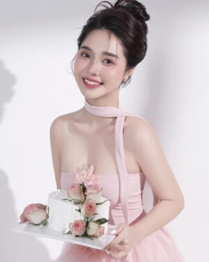 Cindy Diễm Mii Instagram - Chúc mừng sinh nhật Cindy 🎂
Mong mọi điều tốt đẹp sẽ đến với Cindy 💕