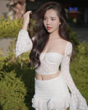 Cindy Diễm Mii Instagram - Nghe nói anh thích nụ cười của em 🌻