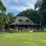 Cindy Poumeyrol Instagram - Paradis sur terre - les Seychelles Complètement sous le charme de Praslin, et amoureuse de la Digue. Merci encore @fairmoove . Très heureuse d’avoir intégré le programme Testeur de voyage. Dernier jour pour vous inscrire et vivre l’expérience de Testeur de voyage. Rdv sur le site Fairmoove 😎 Invitation