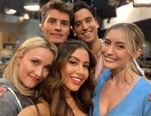 Cinthya Carmona Instagram - Official wrap on season one of #PrettySmart coming this fall on @netflix Can’t wait for you to chill with us ☀️