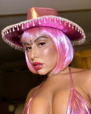 Cinthya Carmona Instagram - I love Halloween !!!!! 🛐🤠🍭👽