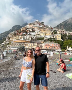 Cintia de Sà Instagram - un Poco di Positano- Italia 🇮🇹 😍
