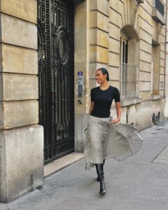 Clémence Botino Instagram - France in Paris 🤍🤫🇫🇷