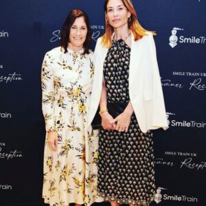 Claire Forlani Instagram - @smiletrain had its first in-person fundraiser since Covid at the @nationalportraitgallery .I joined Susie Schaefer the Global CEO & President of Smile Train. An incredible woman introduced to me by the tireless charity man himself @toddkrim . Smile Train is the world’s largest cleft -focused charity. Over the past 20 years, they have transformed the lives of more than 1.5 million cleft-affected children across 70  countries through surgery and comprehensive cleft care. Their commitment and outreach awe inspiring. 🖤🖤🖤@smiletrain @smiletrainuk @sschaeferst @toddkrim
