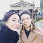 Claire Forlani Instagram - #Roma #work #Domina with the lovely of lovelies @christinebottomley2018 suns out but it’s still cold and neither of us have a cold so we’re still working 😄🌞💕