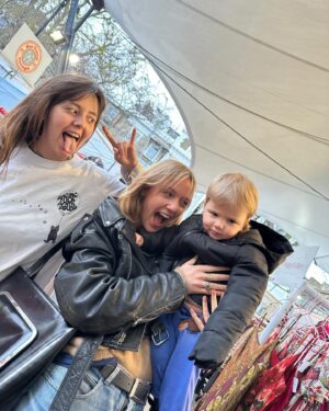 Clara Paget Instagram - 🤹‍♀️Live, Life, Ludo, selecta 🤹‍♀️