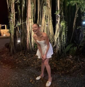 Clara Paget Instagram - Garms, Palms and my lucky charms🥥🌴🪼🪷🪼🌴 🥥