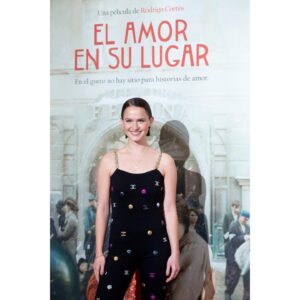 Clara Rugaard Instagram - ‘Love Gets A Room’ - such a magical premiere in Madrid. Thank you @chanelofficial for kitting me out and makin me feel all glam and confident ✨

#LoveGetsARoom