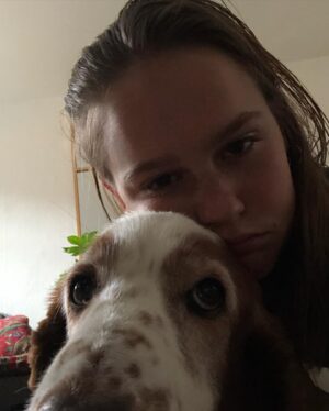 Clara Rugaard Instagram - bebe moo-ster