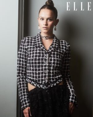 Clara Rugaard Instagram - Night at the @vamuseum head to toe in @chanelofficial talking to @elleuk about my granny 🥹 

EIC @kenyahunt
Photography @lucbraquet
Styling @georgmedley
Make-up @zoetaylormakeup using @chanel.beauty
Hair @abrakennedy 
Nails @nailedbysg
Fashion Director @avrilmair
Art Director @zoyakaye
Associate Editor @lenadecasparis
Talent Editor @olivia__blair
Commissioning Editor @shannonmahanty
Picture Production Editor @gemmalucia_shootproducer
Picture Researcher @_abiihollister
Styling Assistant @galkln