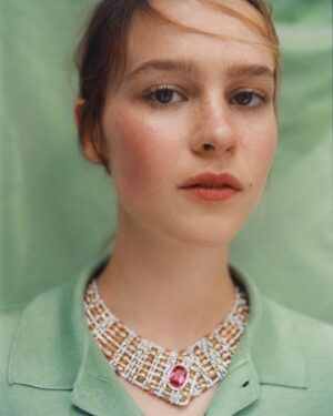 Clara Rugaard Instagram - “Glass sits down with Danish-born actor CLARA RUGAARD to speak about her latest role in Black Mirror’s sixth season, her dual country upbringing and her love of rye bread”

@theglassmagazine 

Thank you @chanelofficial for letting me wear these magical jewellery pieces 🤍 

Photographer: @gosia_turczynska
Stylist: @gogo.desandre.navarre
Make up: @camillesiguret using @officialbyredo
Hair: @eduardobravohair using @lessismorenews
Producer: Nesrine Abid
Styling Assistant: @_h_j_g_ 
All jewellery: @chanelofficial
Top: @cdlp