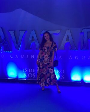 Clara Tiezzi Instagram - não trabalho com spoiler, mas eu preciso dizer que o segundo conseguiu ser ainda melhor que o primeiro 💙

muito obrigadaaa @disney @casecomunica @destaqueimagem