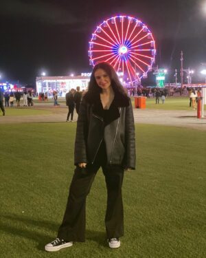 Clara Tiezzi Instagram - barney’s signature pose