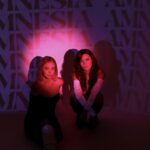 Clara Alvarado Instagram - hemos sacado nuevo single con @biutibambu 💞 AMNESIA IS OUUUUT!! Hacía tiempo que no sacábamos temas nuevos pero la era Biuti 2.0 ya está aquí 🚀🌍 Este proyecto significa mucho para mí, me ilusiona, me inspira, me importa y me emociona tremendamente. Si ya la habéis escuchado, ¿qué os ha parecido?? 🪩🕺🏼👯‍♀️ os leoooo! gracias a todas las personas que lo han hecho posible y a vosotrxs por apoyarnos siempre 🥹🙏🏼 @ichi_sdlc @stefanovieni @santeras.producciones @nevaoficial @jonathanburt_ @kivamusic @dave_donelly @vcarrasco78 @nevaoficial @alexponced @gabe_esparza__ @pablogarciafoto @blanca_mua_fx FELIZ FINDEEEEE!!!