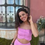 Clara Alvarado Instagram - Boda Iria y Kike, mucho rosa y un poco de alergia. Desde el primer año de universidad hasta el día de hoy, por aquí presentes mis amigas las enfermeras 😂💫 por muchos años másssss celebrando y disfrutando 🥂 El conjunto dos piezas es de @mattuicollection y me enamoré de él desde el minuto uno que lo vi 🌸🌸🌸🌸🌸🌸🌸🌸🌸🌸