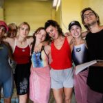 Clara Alvarado Instagram - Desde que volví el martes de Uruguay todo está siendo un frenesí, va todo demasiado rápido y no me da tiempo ni a pasar por aquí. No quería dejar pasar más días sin compartiros algunas imágenes del rodaje de @aguanegra y saber que os parecen :) GRACIAS EQUIPO, GRACIAS FAMILIA, GRACIAS URUGUAY! Nos vemos muy pronto para finalizar este rodaje en Barcelona por todo lo alto. Ya os echo muchísimo de menos 💞🥹 Foto fija @luuhaaro y @nataliacandia.ph 🫶🏻