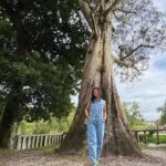 Clara Alvarado Instagram - qué más puedo pedir? Todo verde todo azul y mucha luz: GALICIA CALIDADE 🩵 Han sido unos días muy felices por la tierriña… ahora, a por la semana!
