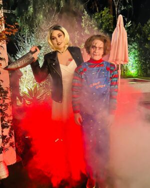 Clare Grant Instagram - Come play with us! 🔪 #Chucky