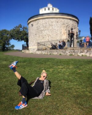 Clare Uchima Instagram - 🧙🏼‍♀️🧙🏼‍♀️🧙🏼‍♀️month🥂🥂🥂