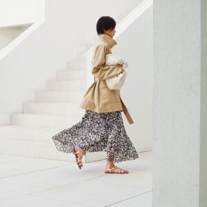 Clare Waight Keller Instagram - Launching globally today my new collection in collaboration with @uniqlo 
Drop 1 of Uniqlo:C in stores from Thursday 22nd February ❤️🩵