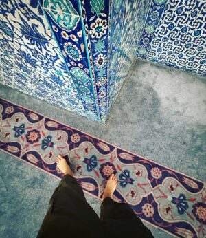 Clare Waight Keller Instagram - Post Tokyo - a quiet trip away to beautiful Istanbul 🩵 some of the things I loved from a couple of weeks ago 

1. Best way to see the city - A quick snapshot from the tram that runs over the Bosphorus 
2. Hidden in a tiny alleyway stunning blue tiled Mosque
3. Unexpected lushness of tiles and rich carpet 
4. Rooftops
5. Marbled courtyards 
6. Incredible ancient underground waterways at the Basilica
7/8/9. Harem dream
10. The cat’s eye
