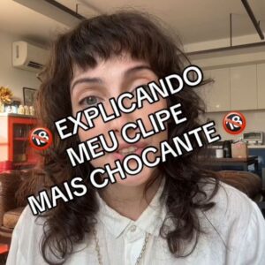 Clarice Falcão Instagram - "Tudo tem o seu tempo determinado e há tempo para todo propósito debaixo do céu: há tempo de nascer e tempo de morrer; tempo de chorar e tempo de rir; tempo de abraçar e tempo de afastar-se; tempo de amar e tempo de aborrecer; tempo de guerra e tempo de paz."
( Eclesiastes )